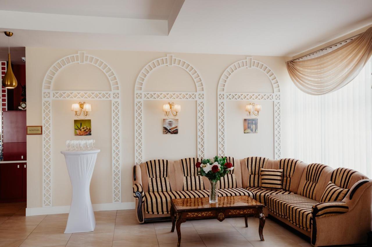 Hotel Korczowa Mlyny  Esterno foto