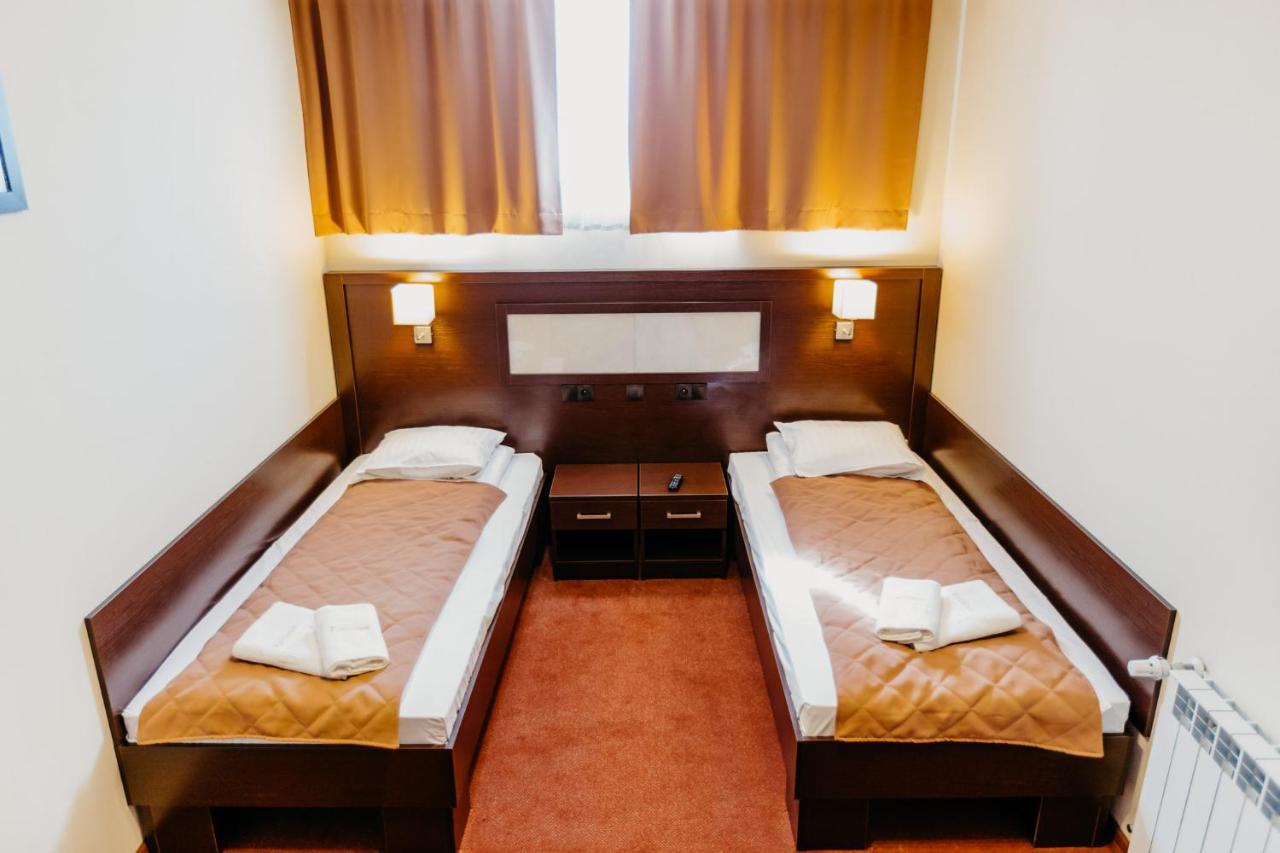 Hotel Korczowa Mlyny  Esterno foto