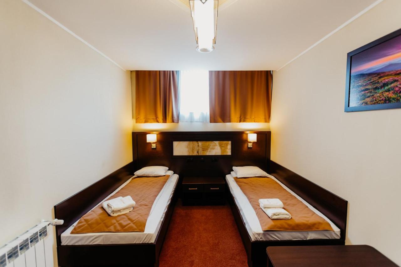Hotel Korczowa Mlyny  Esterno foto