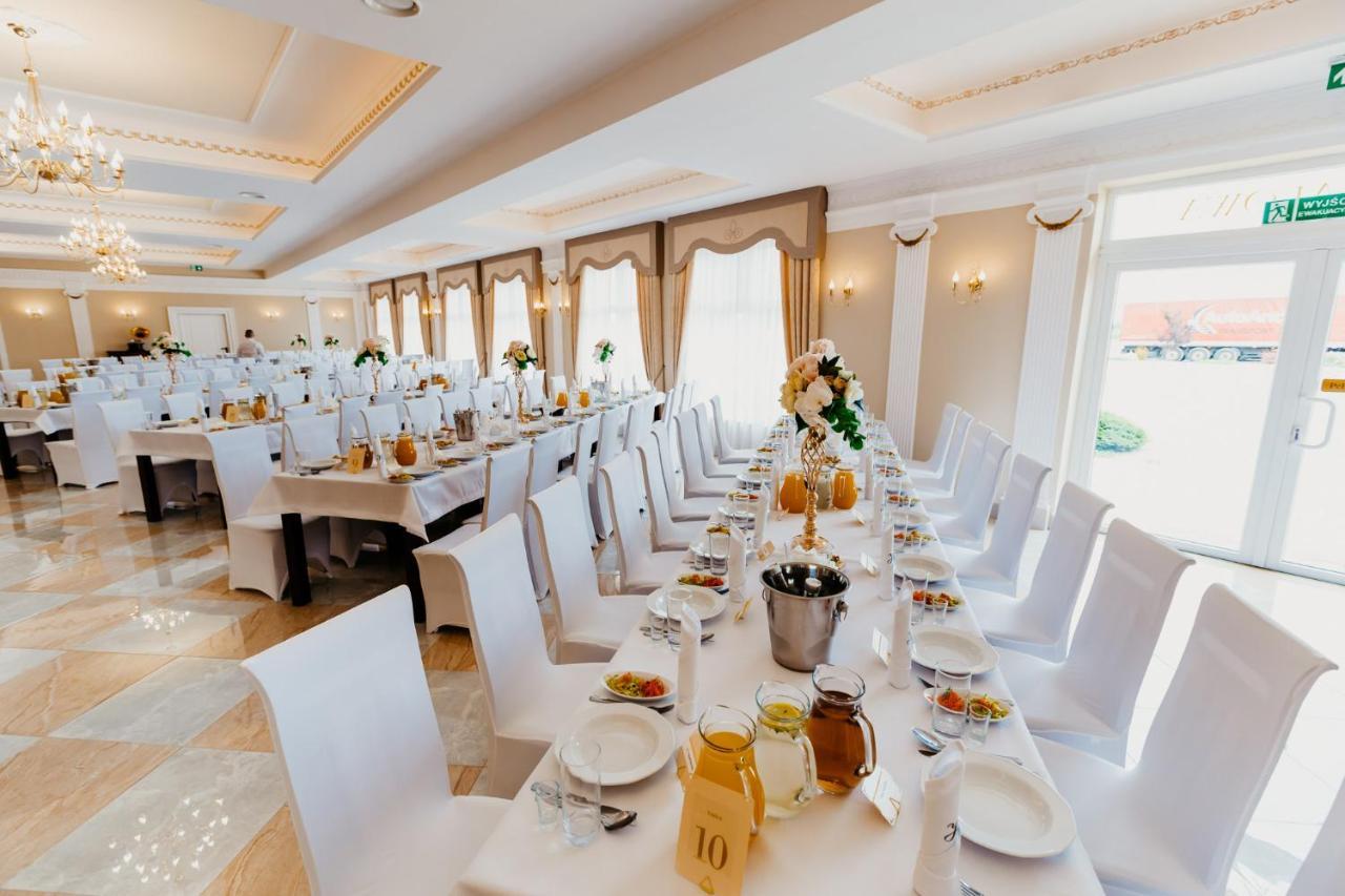 Hotel Korczowa Mlyny  Esterno foto