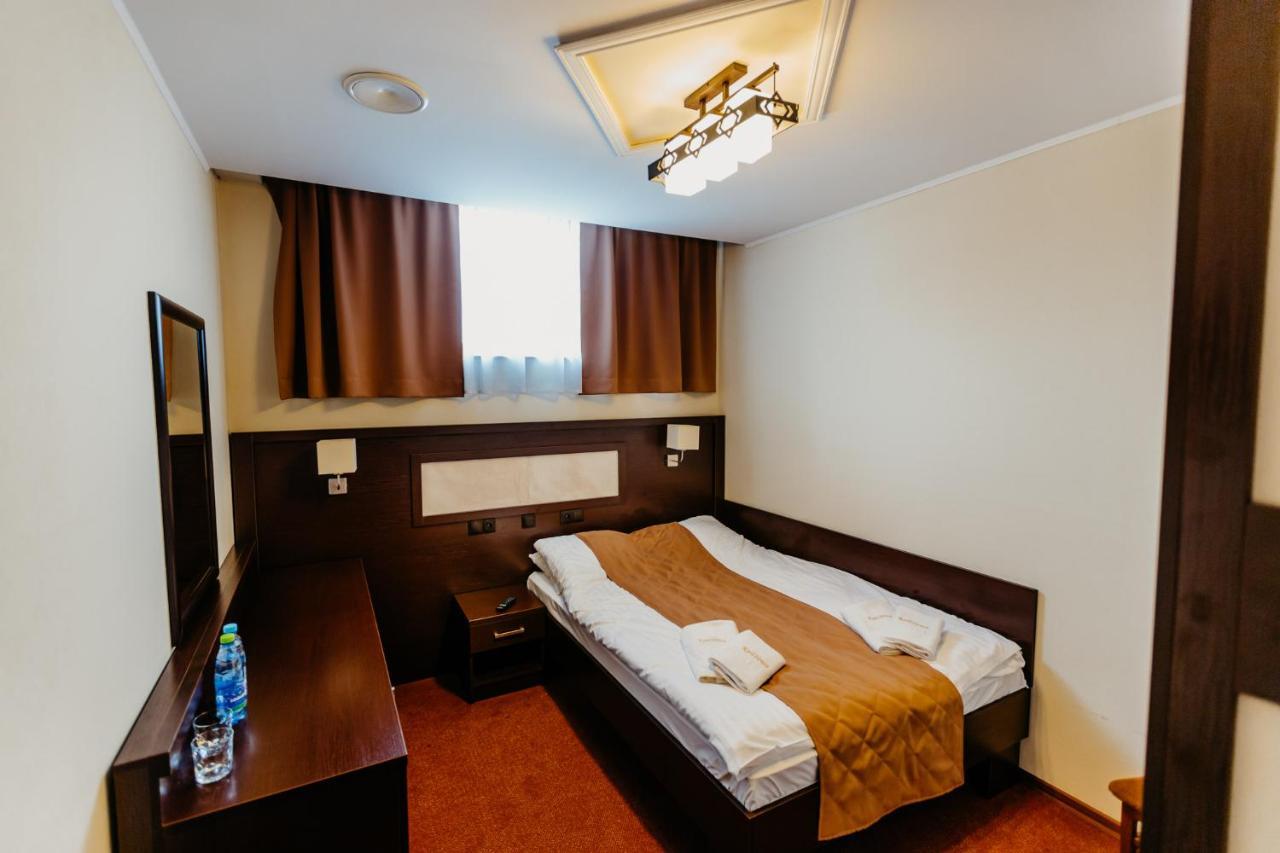 Hotel Korczowa Mlyny  Esterno foto