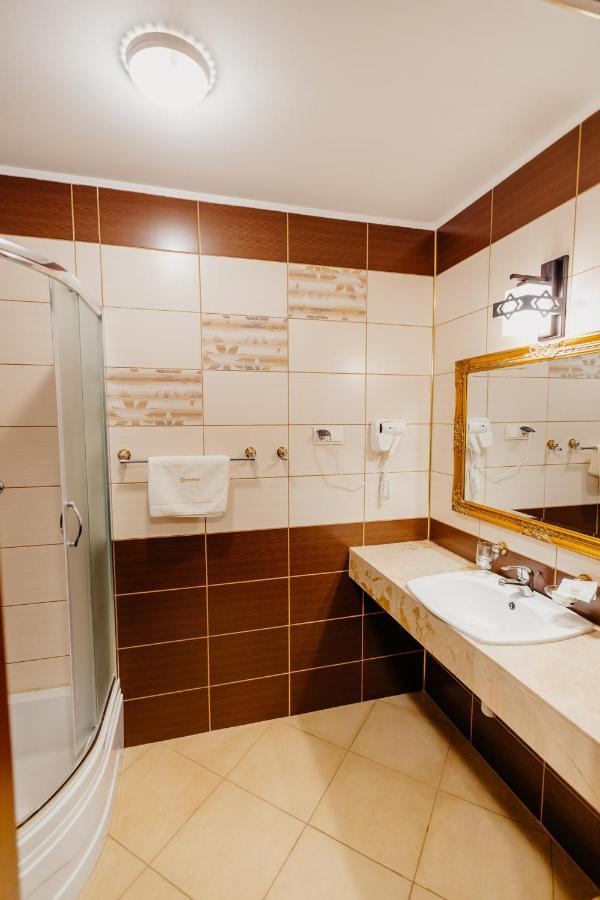 Hotel Korczowa Mlyny  Esterno foto