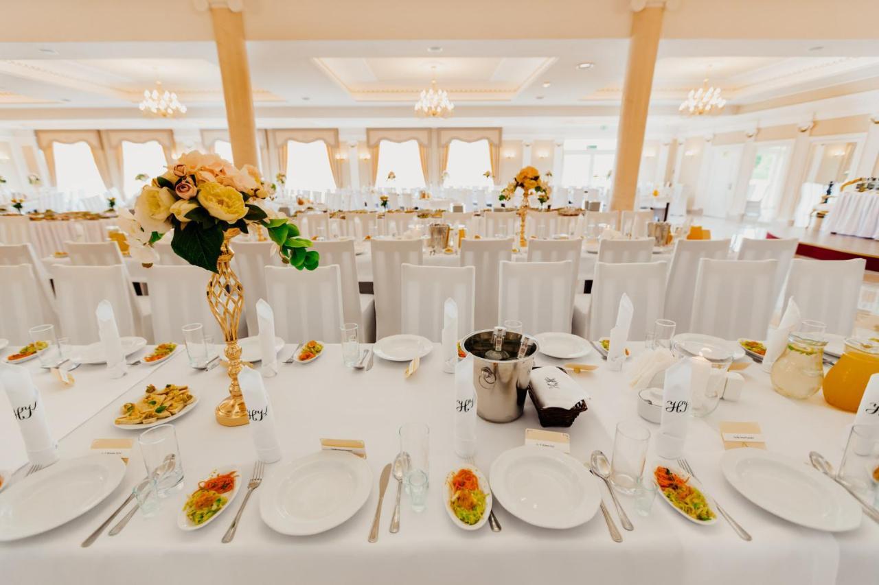 Hotel Korczowa Mlyny  Esterno foto